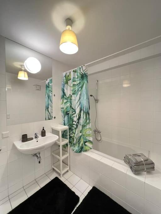 3-Room Vienna Centrale Suite Buitenkant foto